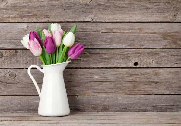 Bunter Tulpenstrauß — Stockfoto