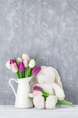 Renkli Lale ve tavşan