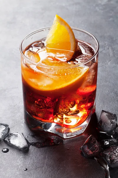 Negroni masaya kokteyl