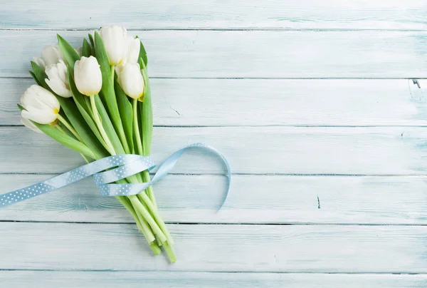 Bouquet de tulipes blanches — Photo