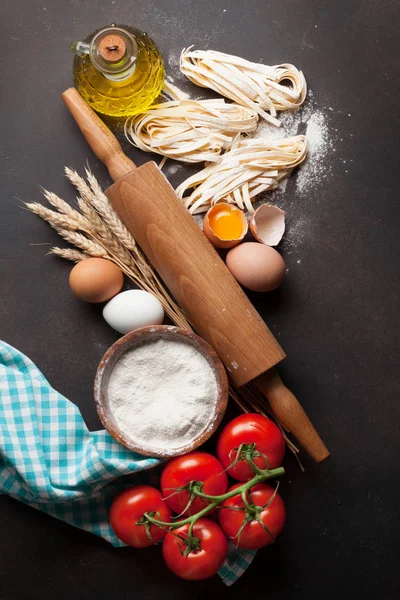 Pasta ingredientes de cocina —  Fotos de Stock
