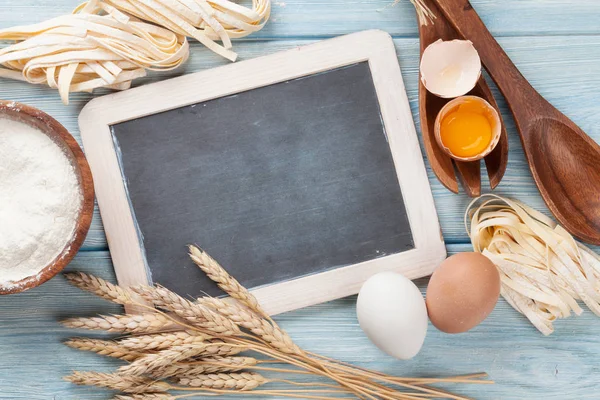 Pasta matlagning ingredienser — Stockfoto