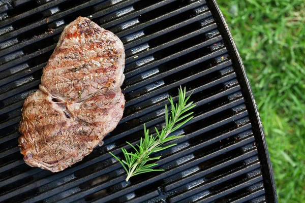 Grilovaný hovězí steak — Stock fotografie