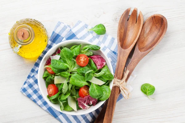 Sağlıklı salata kasesi — Stok fotoğraf
