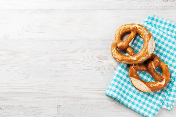 Salt pretzels on towel — Stock Photo, Image