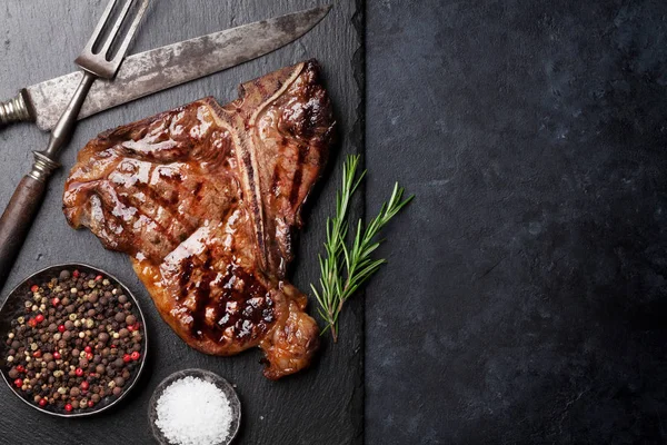 Grilovaný t-bone steak — Stock fotografie