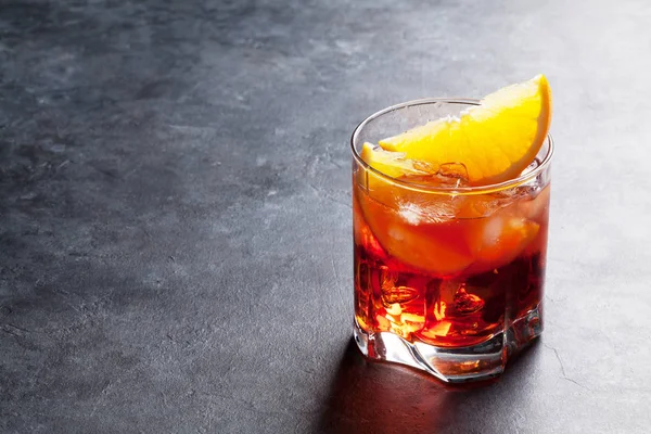 Negroni masaya kokteyl