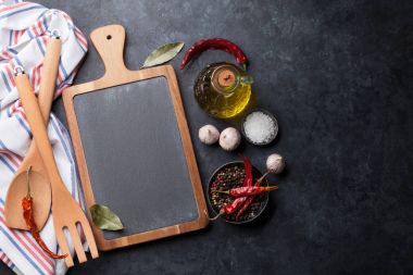 Yemek malzemeler ve mutfak eşyaları