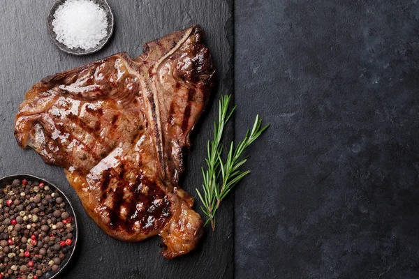 Filete de hueso en T a la parrilla — Foto de Stock