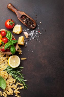 İtalyan pasta malzemeleri