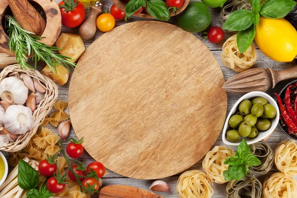 Italian pasta ingredients — Stock Photo, Image