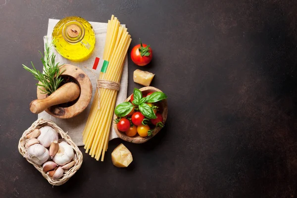 Ingredientes de pasta italiana — Foto de Stock