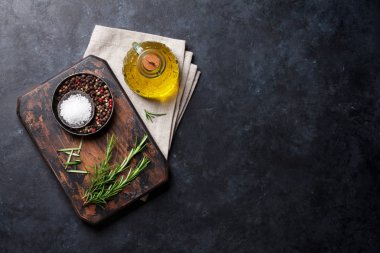 Yemek malzemeler ve mutfak eşyaları 