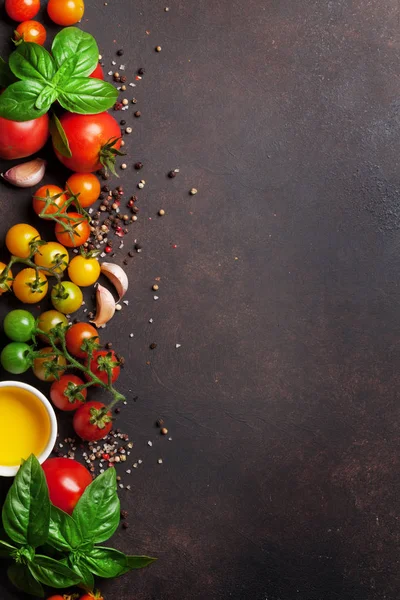 Tomatoes, basil and spices — Stock Photo, Image