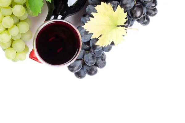 Lahvička na víno, sklo a hrozny — Stock fotografie