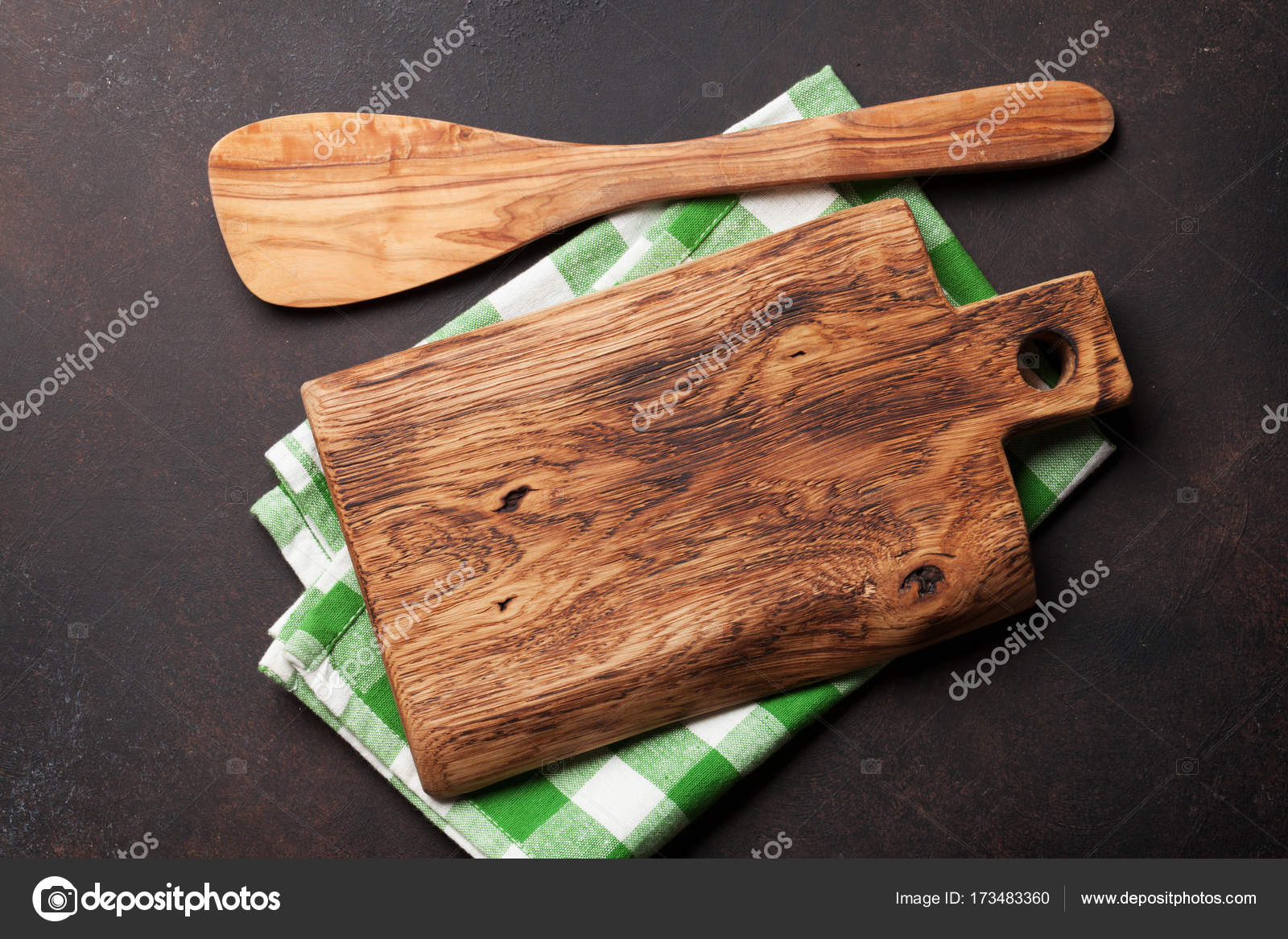 Vecchi utensili da cucina dell\'annata — Foto Stock © karandaev ... Vecchi utensili da cucina dell\'annata — Foto Stock © karandaev ...
