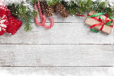 baston şekerler ve zencefilli kurabiye adam