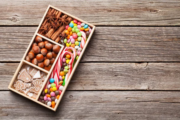 Vánoční výzdoba potravin a soubory cookie — Stock fotografie