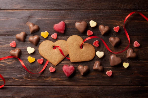 Tarjeta Felicitación San Valentín Con Galletas Mesa Madera Vista Superior — Foto de Stock