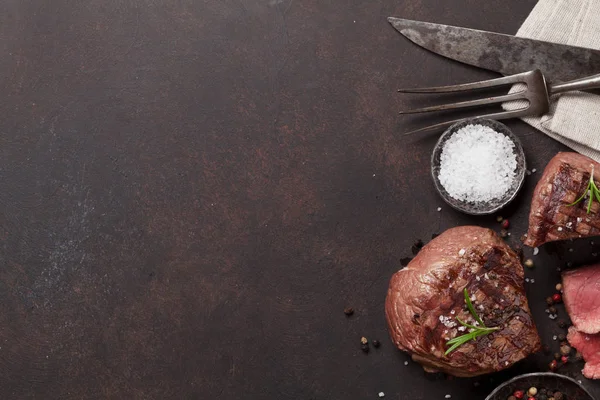 Bistecche Filetto Alla Griglia Vista Dall Alto Con Spazio Copia — Foto Stock