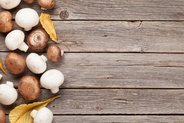 Champignon Sur Table Bois Vue Supérieure Avec Espace Copie — Photo