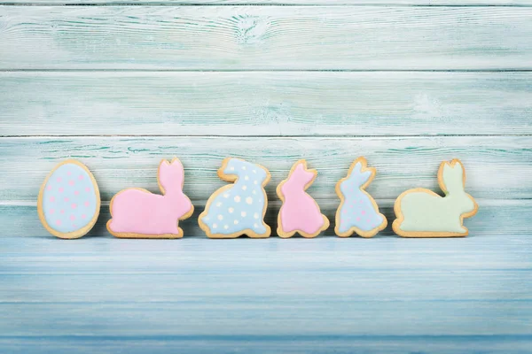 Easter Gingerbread Cookies Front Wooden Wall Copy Space — Stock Photo, Image