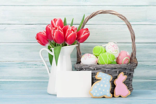 Red Tulips Bouquet Easter Eggs Front Wooden Wall — Stock Photo, Image