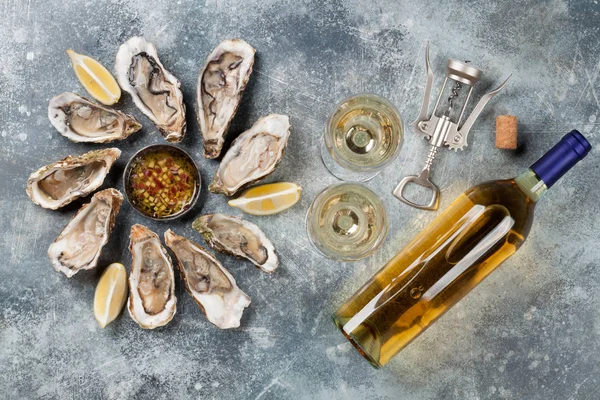 Fresh Oysters White Wine Stone Table Top View — Stock Photo, Image