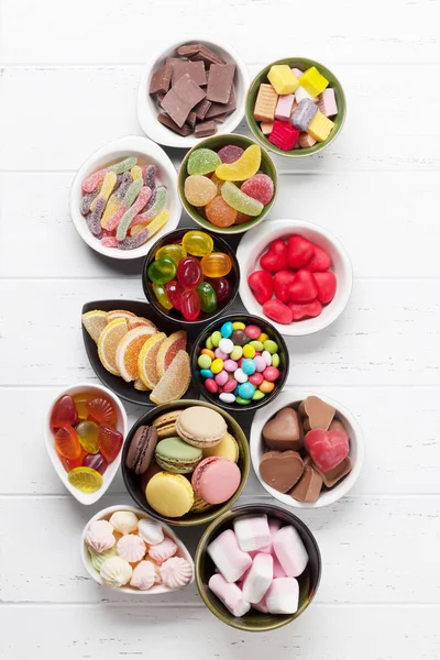 Colorful Sweets Lollipops Macaroons Marshmallow Marmalade Candies Top View — Stock Photo, Image