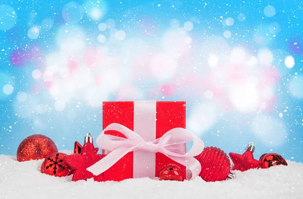 Karlı Noel Tebrik Kartı Hediye Paketi Bulanık Arkaplan Yılbaşı Kutlamalarınız — Stok fotoğraf