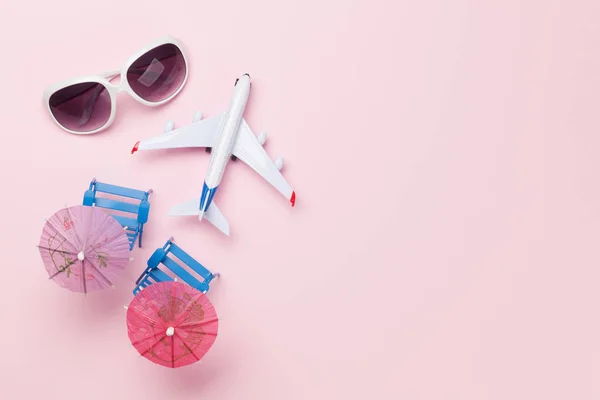 Travel Concept Airplane Toy Beach Chairs Glasses Top View Flat — Stock Photo, Image