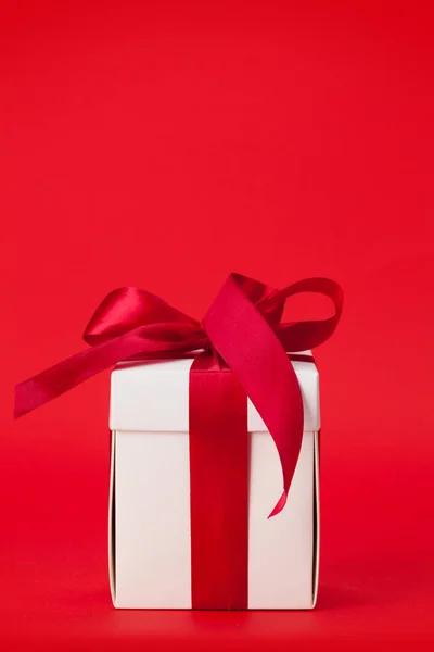 Valentines Day Gift Box Red Background Copy Space Your Greetings — 스톡 사진