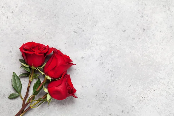 Dia Dos Namorados Cartão Saudação Com Flores Rosa Fundo Pedra — Fotografia de Stock