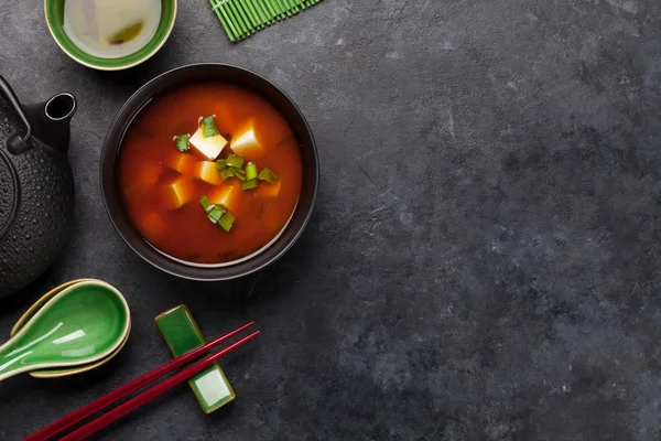 Sopa Japonesa Tradicional Miso Com Tofu Cebolinha Com Chá Verde — Fotografia de Stock