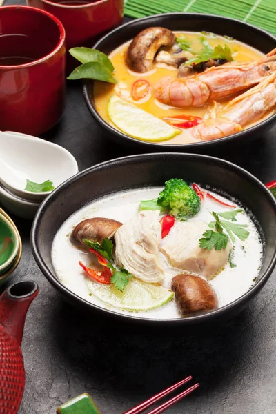 Tom Yum Tom Kha Traditional Thai Soups Seafood Chicken Mushrooms — Stock Photo, Image