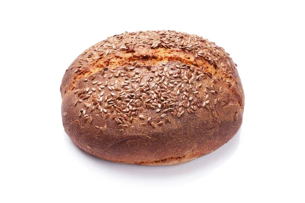 Hausgemachtes Brot Mit Samen Isoliert Auf Weißem Hintergrund — Stockfoto