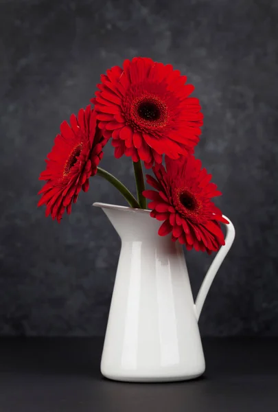Üdvözlőlap Gerbera Virágok Háttér — Stock Fotó
