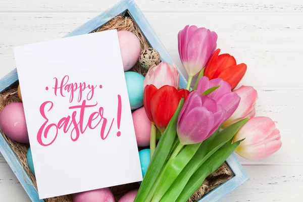 Πάσχα Ευχετήρια Κάρτα Πασχαλινά Αυγά Και Τουλίπες Λουλούδια Πάνω Από — Φωτογραφία Αρχείου