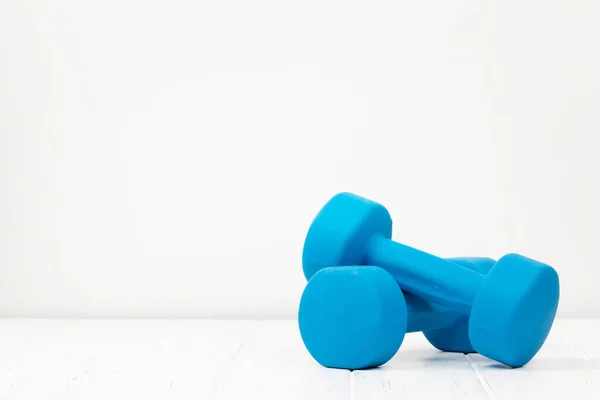 Gezond Levensstijl Fitness Sport Concept Trainen Dumbbels Apparatuur Met Kopieerruimte — Stockfoto