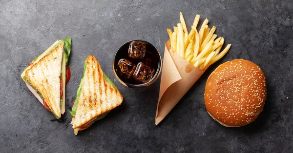 Sanduíche Clube Batatas Fritas Cheeseburger Copo Cola Com Gelo Comida — Fotografia de Stock