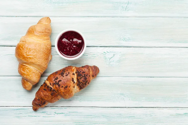 Fresh Croissants Berry Jam Top View Wooden Table Flat Lay — Stock Photo, Image