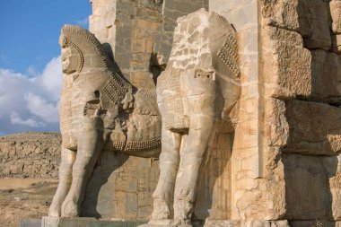 Antik persepolis kapısı