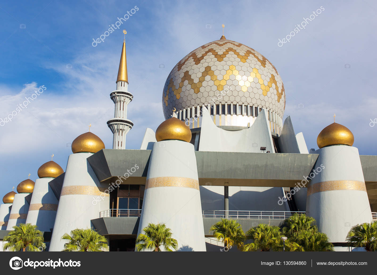 Masjid Negeri Sabah The State Mosque Stock Editorial Photo C Mazzzur 130594860