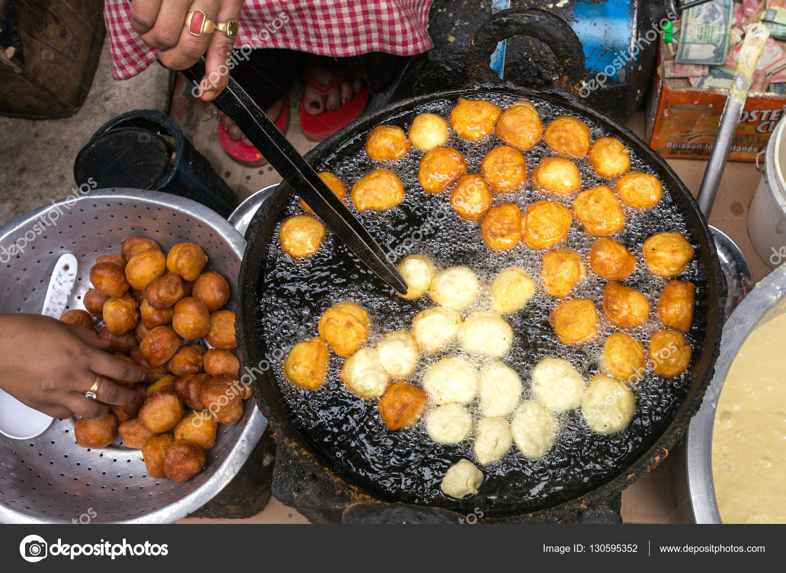 Street food in Kathmandu, Nepal — Stock Photo © mazzzur #130595352