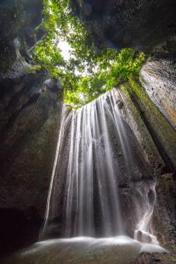 Güzel Tukad Cepung şelale Bali