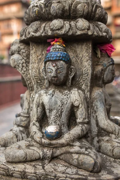 Buddha-statue på torget – stockfoto