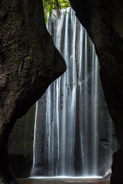 Hermosa cascada Tukad Cepung — Foto de Stock