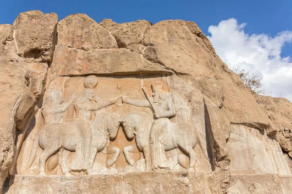 Nags-e Rusztam a Artakhsaszjá perzsa király sírja — Stock Fotó
