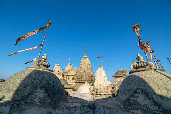 Jain świątyń na wzgórzu Shatrunjaya — Zdjęcie stockowe