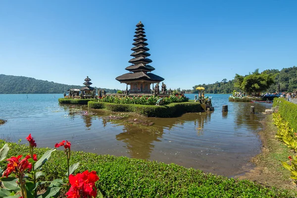 Pura ulun danu templo — Fotografia de Stock